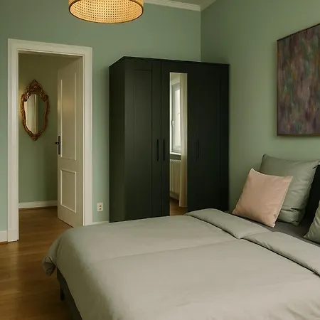 Designer Zum Relaxen 15 Min Airport Und Parkplatz